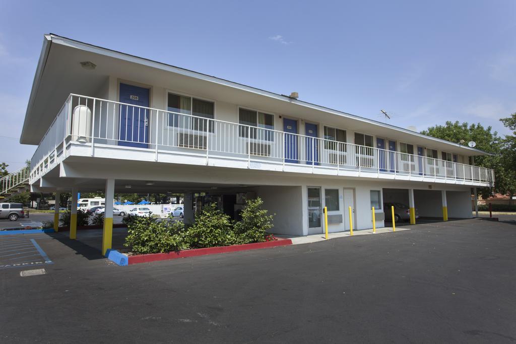 Motel 6 Sacramento, Ca - Downtown Exterior foto
