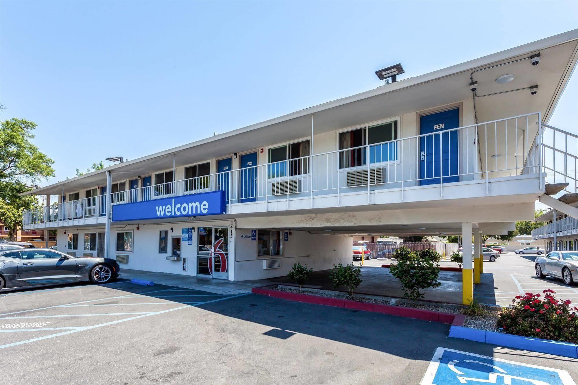 Motel 6 Sacramento, Ca - Downtown Exterior foto